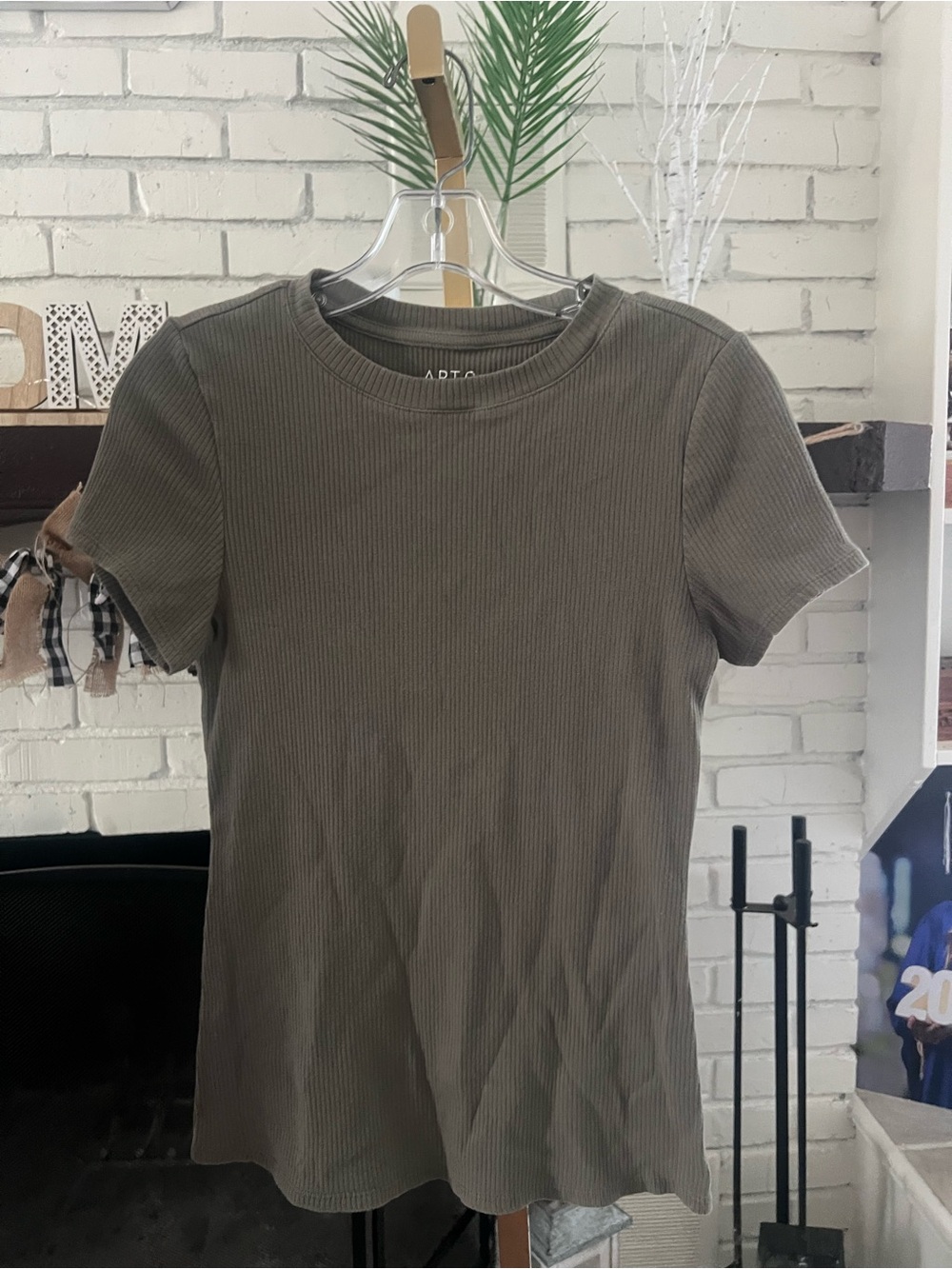 Apt. 9 Olive Ribbed Crewneck Short Sleeve Tee